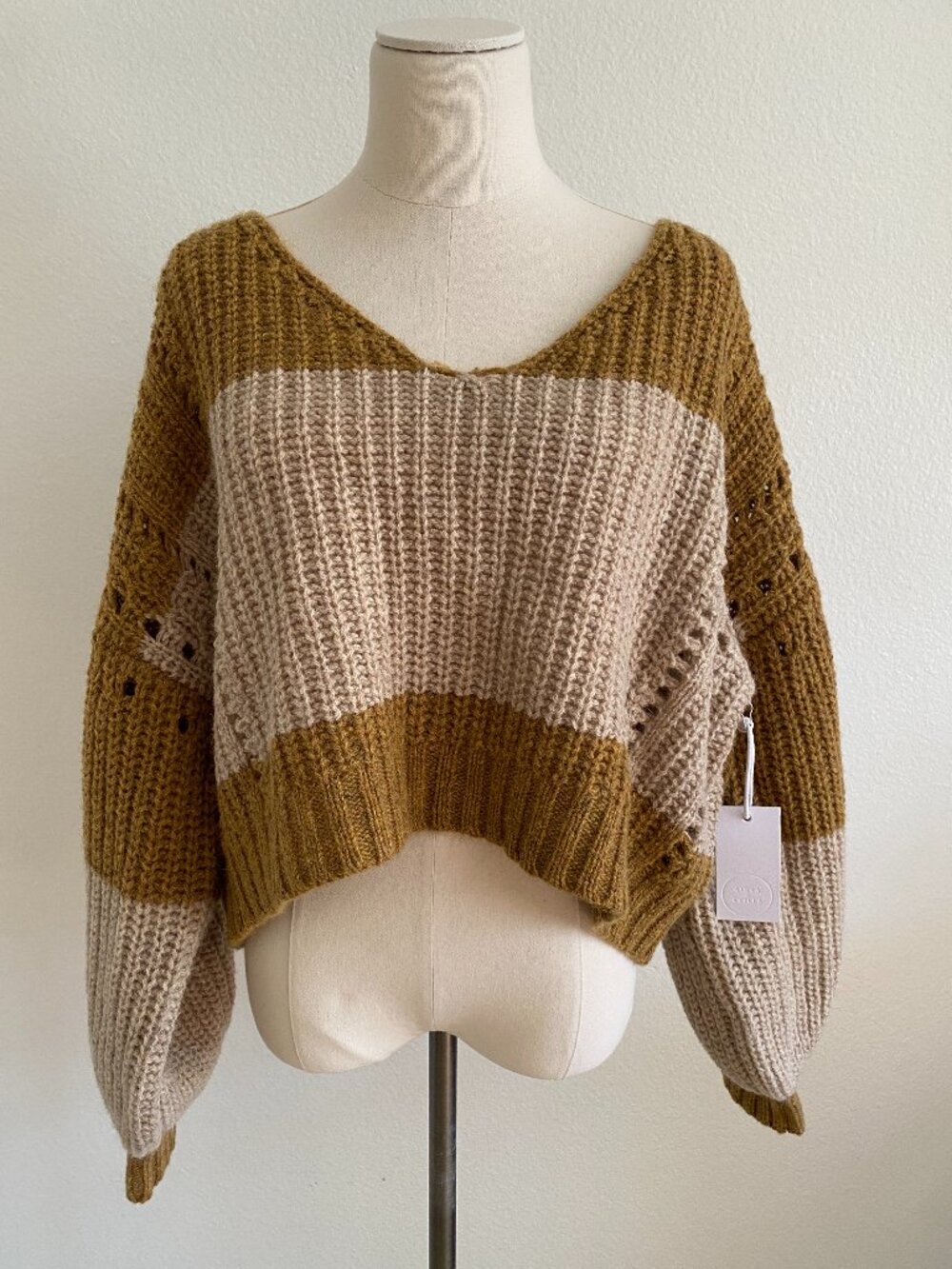 NWT Kinga Csilla Knit Cropped Sweater - S/6